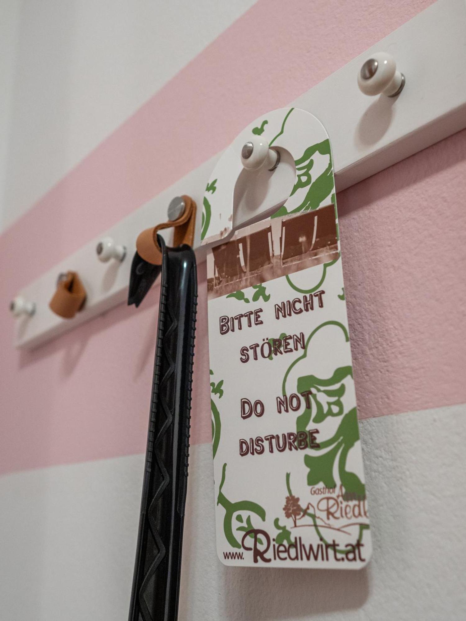 Hotel-gasthof Am Riedl Guest house