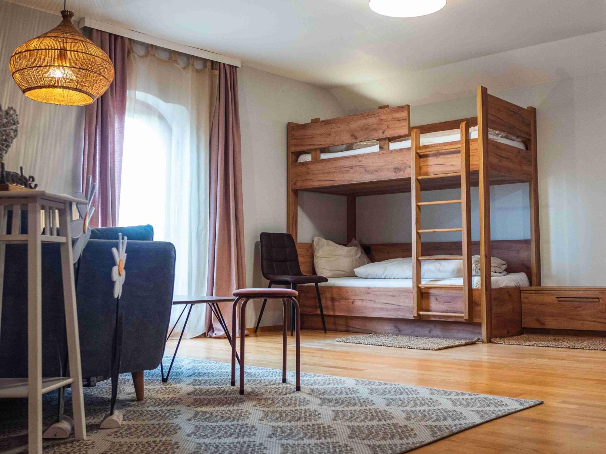 Hotel-gasthof Am Riedl Guest house